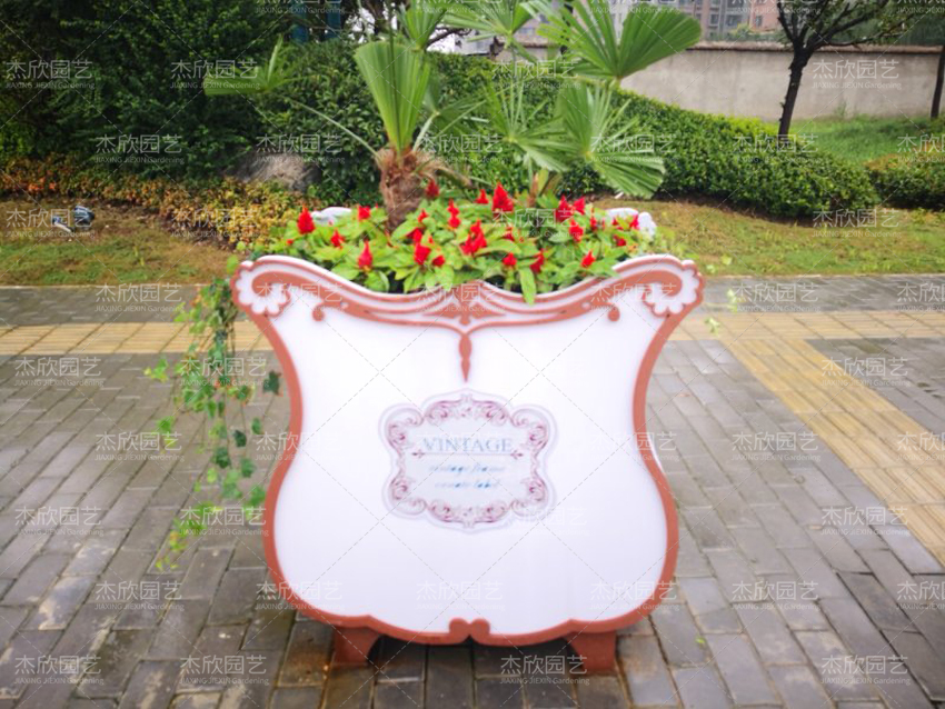 鋁合金花箱、PVC花箱孰好孰壞？