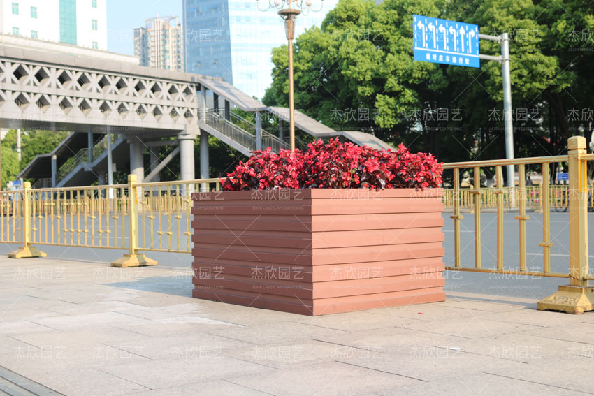 室外花箱和室內(nèi)花箱有什么區(qū)別？