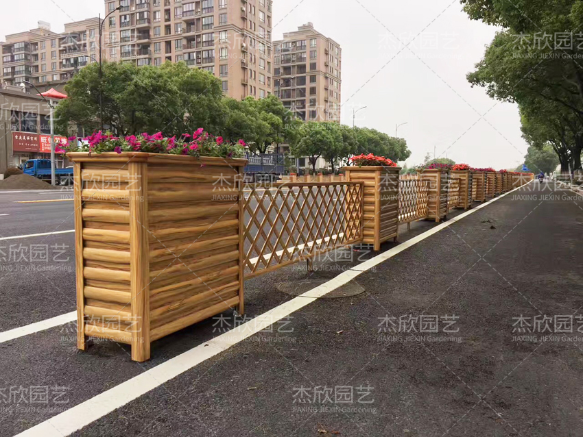 道路花箱護(hù)欄有哪些款式？