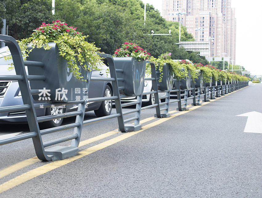 市政不銹鋼花箱質(zhì)量如何？