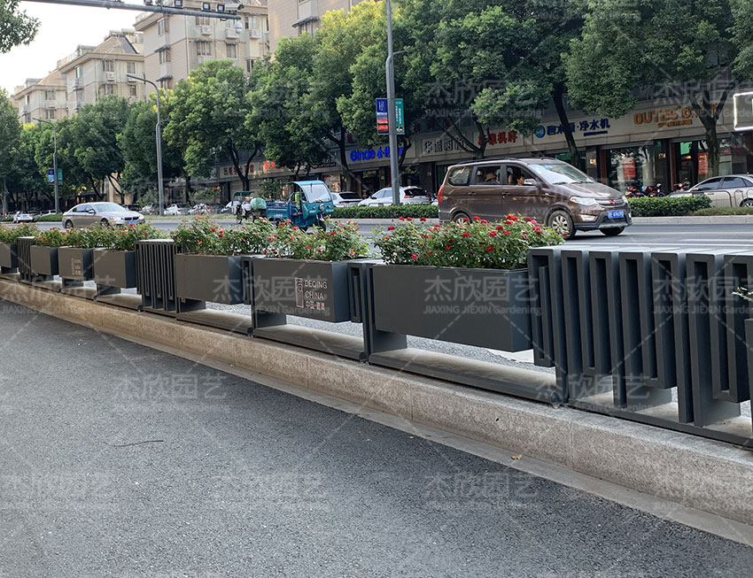 道路護欄花箱怎么選合適？